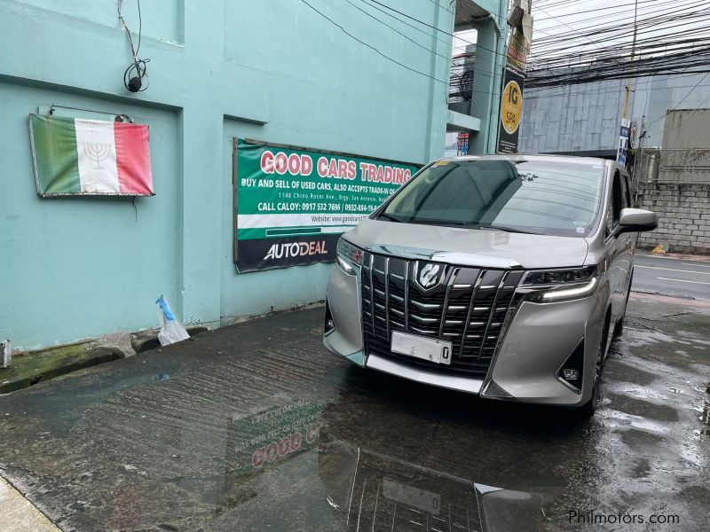 Toyota Alphard  in Philippines