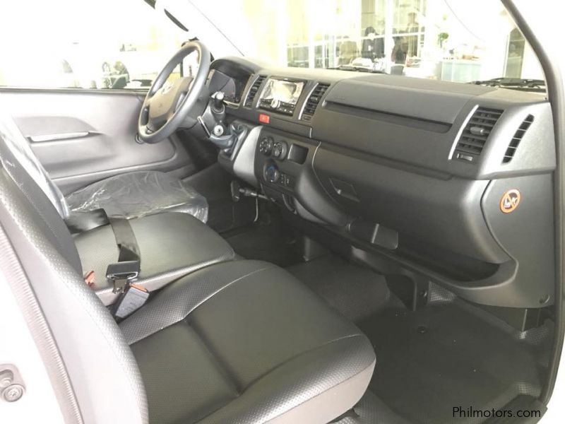 Toyota Hiace Commuter 3.0L Diesel Euro-4 MT in Philippines