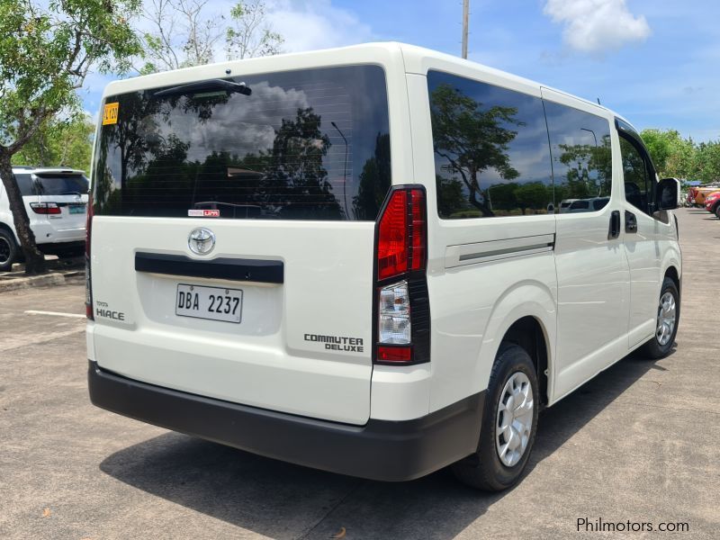 Toyota Hiace Commuter Deluxe in Philippines