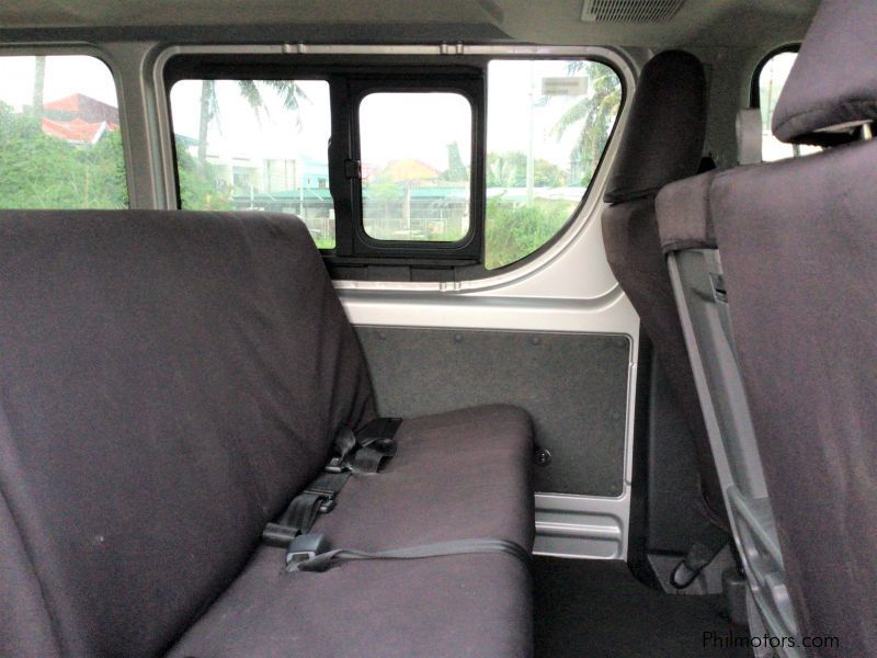 Toyota Hiace Commuter Deluxe in Philippines