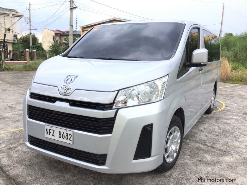 Toyota Hiace Commuter Deluxe in Philippines