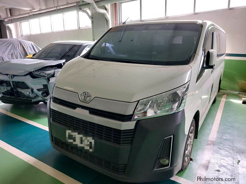 Toyota Hiace Commuter Deluxe in Philippines