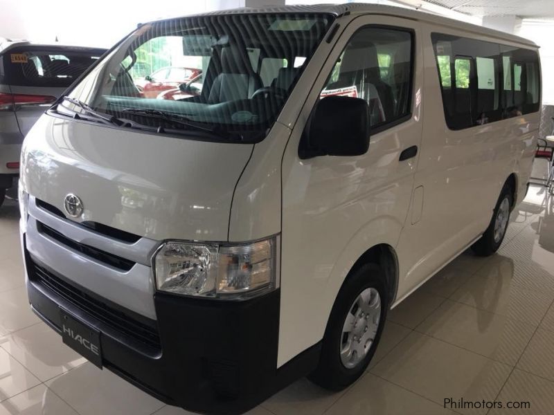 Toyota Hiace Commuter Old Version 3.0L Dsl MT in Philippines