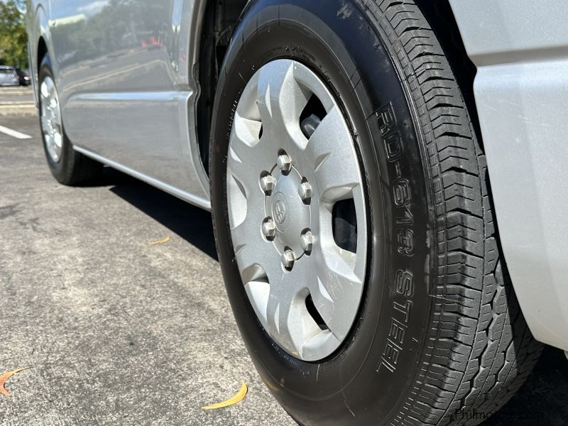 Toyota Hiace Commuter Van 3.0L Lucena City in Philippines