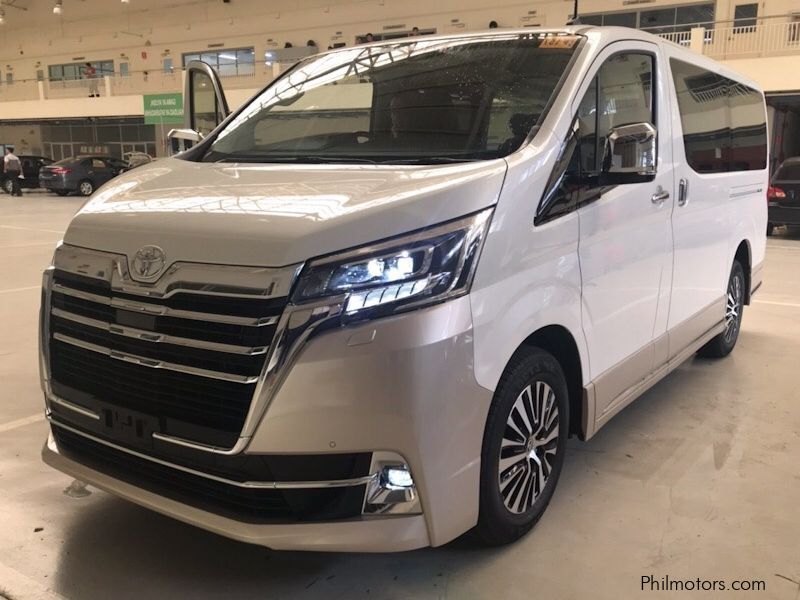 Toyota Hiace Elite Super Grandia Premium Philippines in Philippines