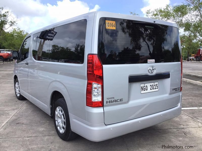 Toyota hiace Commuter Deluxe in Philippines