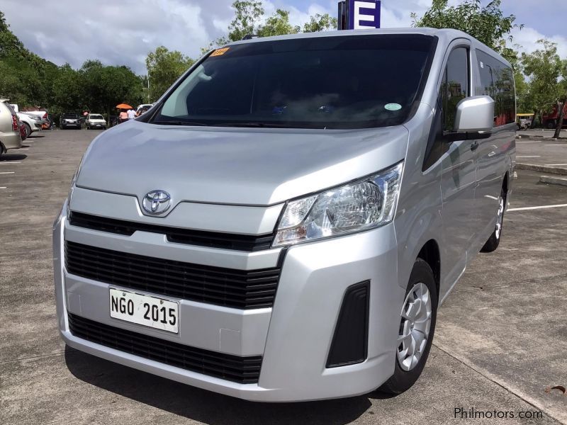 Toyota hiace Commuter Deluxe in Philippines