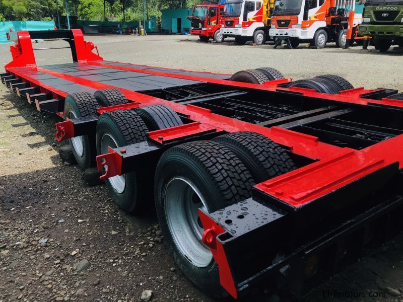 Hyundai LOW BED TRAILER/ GOOSE NECK TRAILER in Philippines