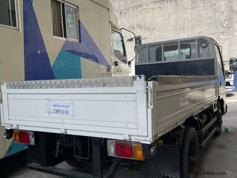 Isuzu ELF 10FT DROPSIDE TRUCK in Philippines