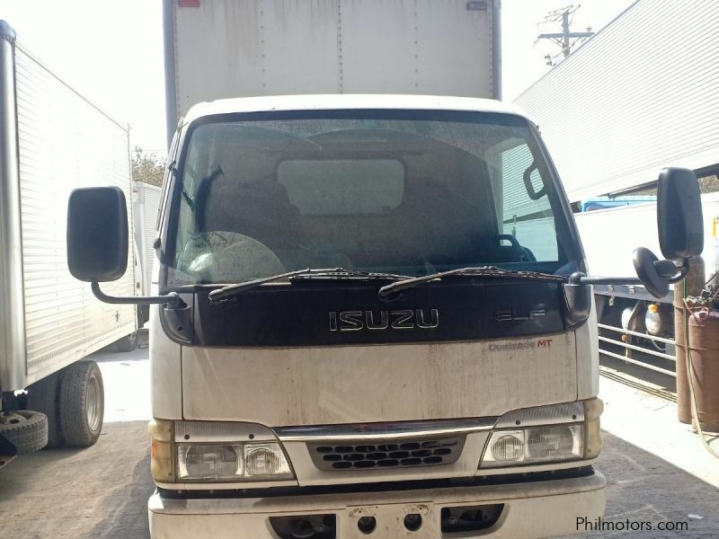 Isuzu ELF NKR CLOSED VAN 4HL1 in Philippines