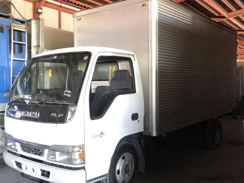 Isuzu ELF NKR CLOSED VAN 4HL1 in Philippines