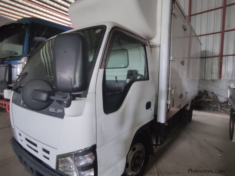 Isuzu ELF NKR FREEZER VAN 4HL1 in Philippines