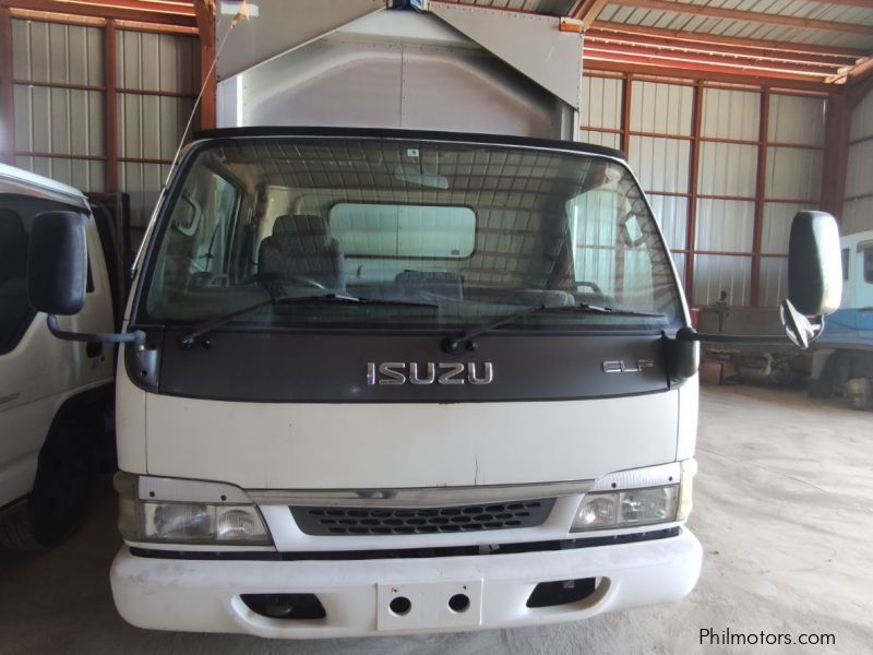 Isuzu ELF NPR WING VAN 4HK1 in Philippines