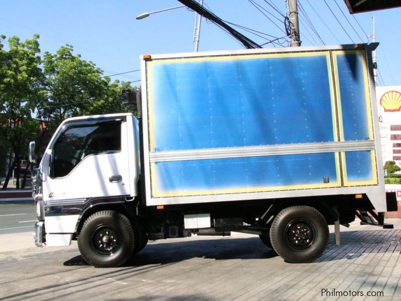 Isuzu Elf NKR Aluminum Closed Van Truck  in Philippines