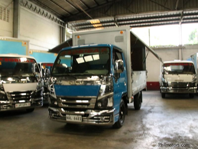 Isuzu Elf NKR Aluminum Wing Van Truck in Philippines