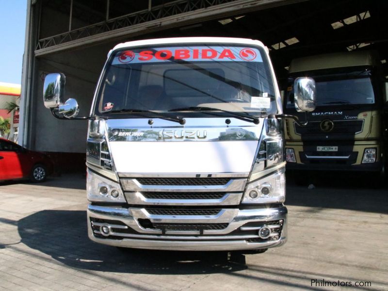 Isuzu Elf NKR Cab & Chassis in Philippines