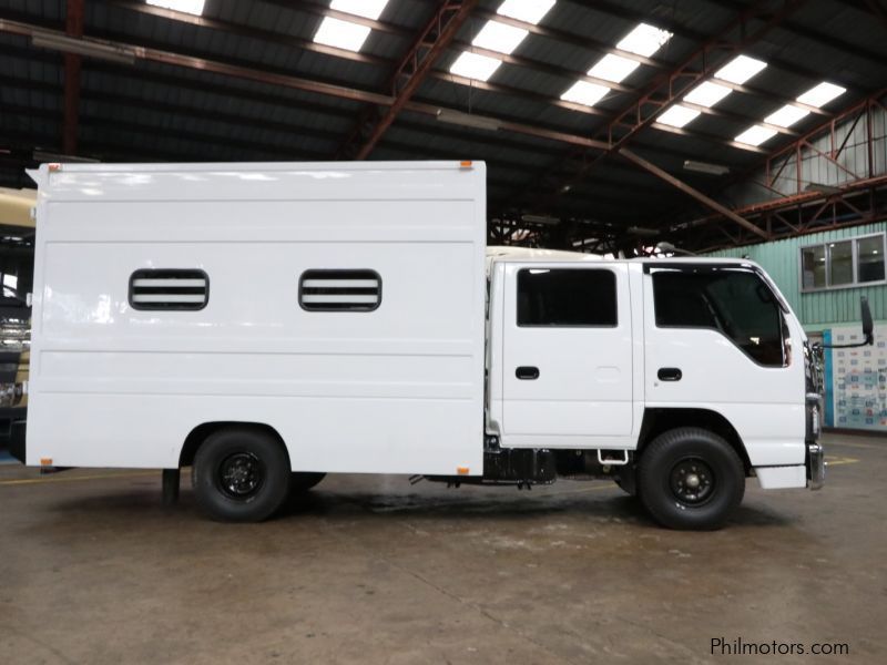 Isuzu Elf NKR Double Cabin Passenger Truck in Philippines