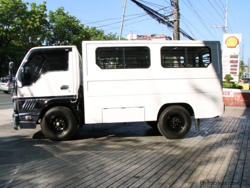 Isuzu Elf NKR Passenger Truck FB Multi-purpose Utility Vehicle in Philippines