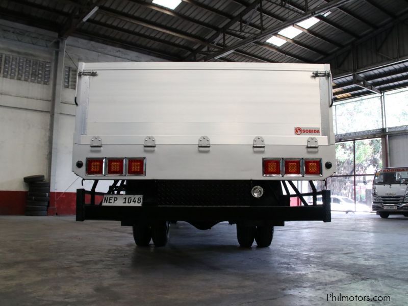 Isuzu Forward FRR in Philippines