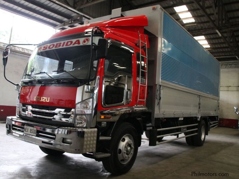 Isuzu Forward FTR Aluminum Wing Van Truck in Philippines