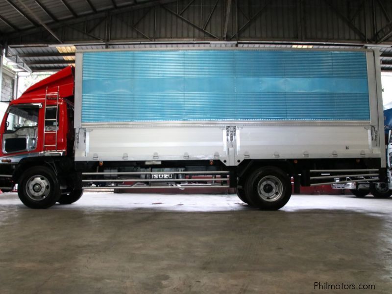 Isuzu Forward FTR Aluminum Wing Van Truck in Philippines