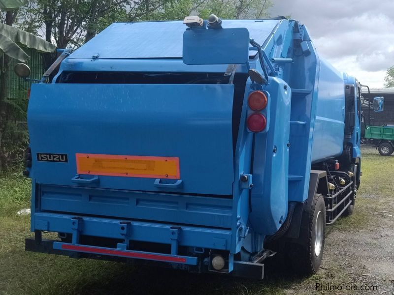 Isuzu Forward Garbage Compactor Dump Truck 5.2 ton 4HK1 Engine in Philippines