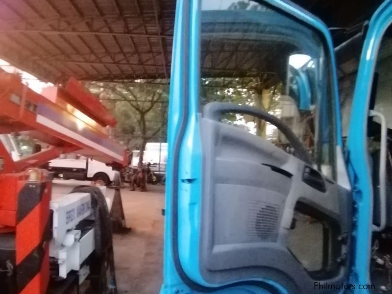 Isuzu Forward Garbage Compactor Dump Truck 5.2 ton 4HK1 Engine in Philippines