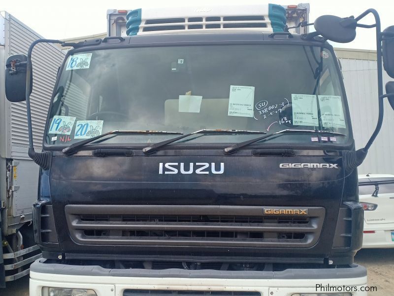 Isuzu GIGA CXY WING VAN 6WF1 in Philippines