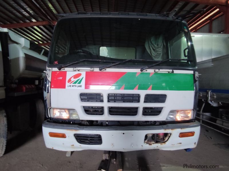 Isuzu GIGA CXZ DUMP TRUCK 10PE1 in Philippines