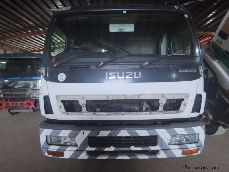 Isuzu GIGA CYG TANKER TRUCK in Philippines