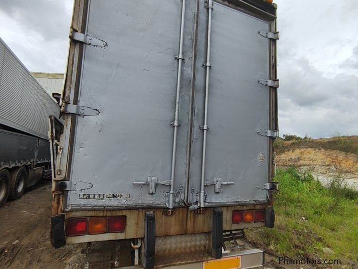 Isuzu GIGA CYL WING VAN 6WF1 in Philippines