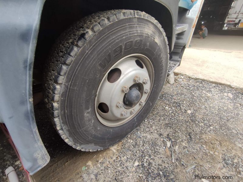 Isuzu GIGA CYL WING VAN 6WF1 in Philippines