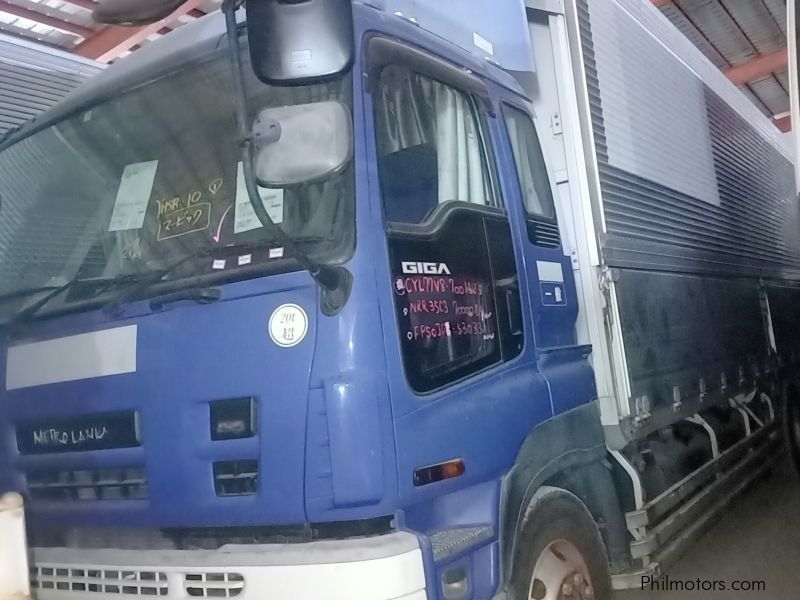 Isuzu GIGA CYL WINGVAN in Philippines