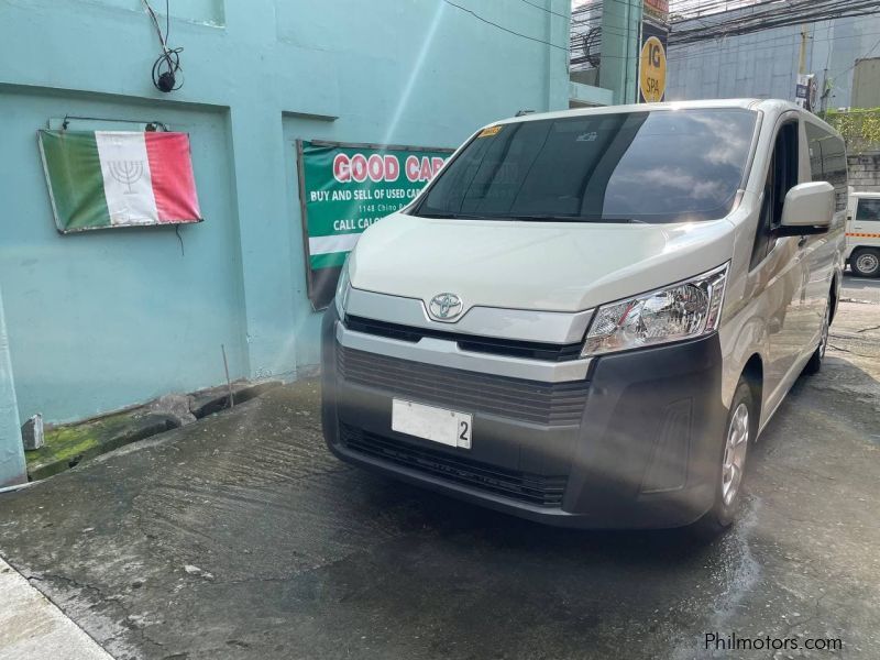 Toyota Commuter Deluxe in Philippines