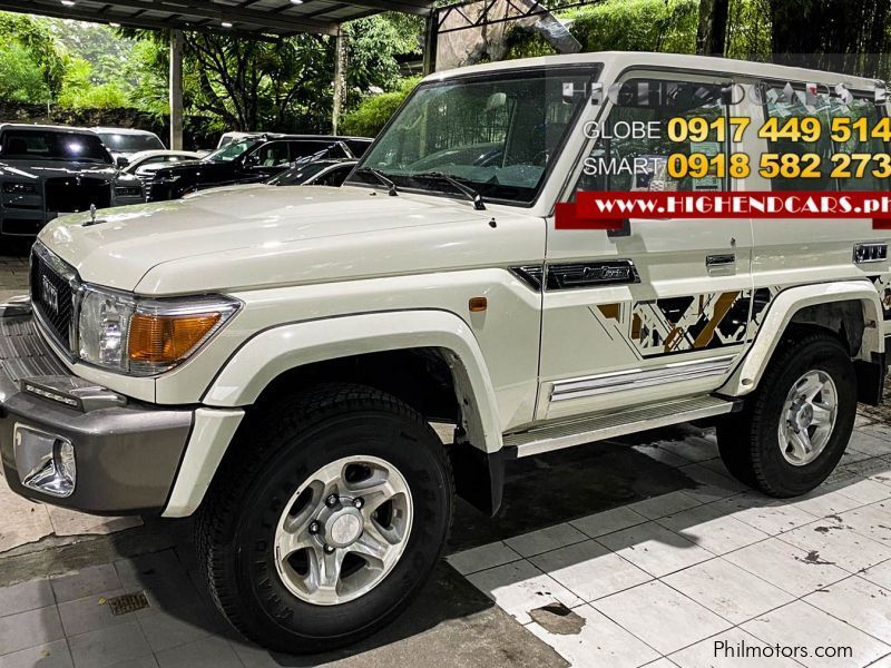 Toyota LAND CRUISER LC 70 3DOOR WAGON V6 GAS  in Philippines