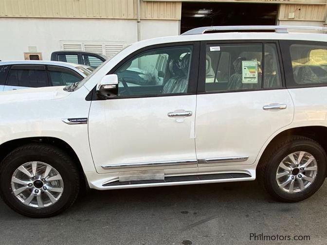 Toyota Land Cruiser in Philippines