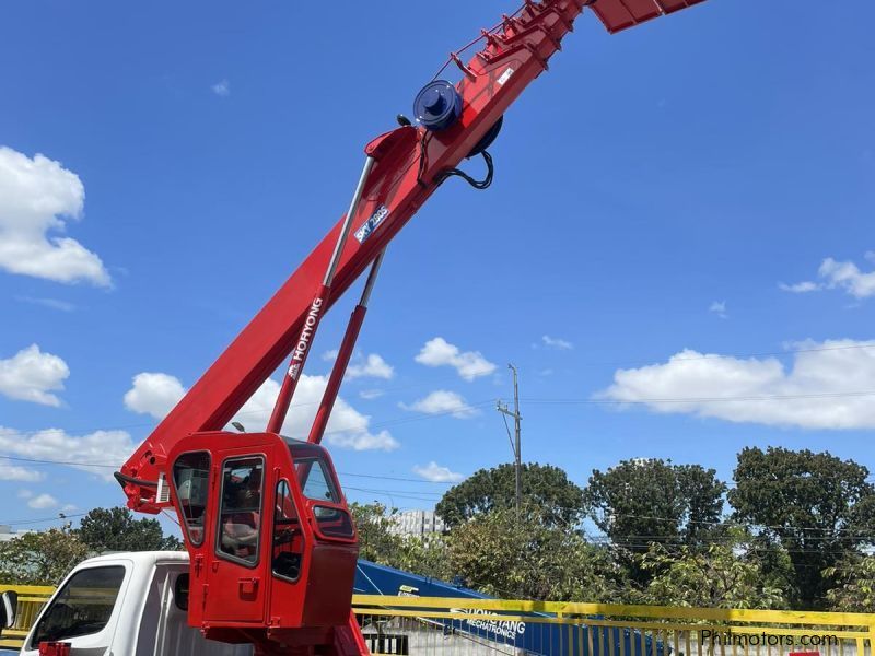 Hyundai 28 meters man lift truck in Philippines