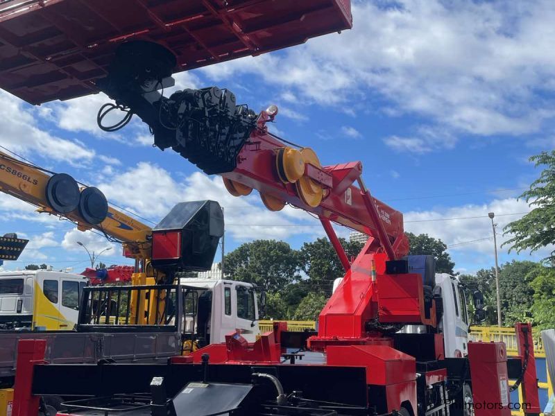 Hyundai 35 meters man lift truck in Philippines