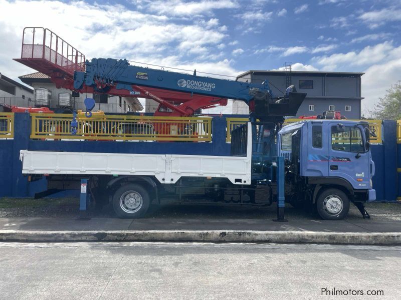 Hyundai BOOM TRUCK in Philippines