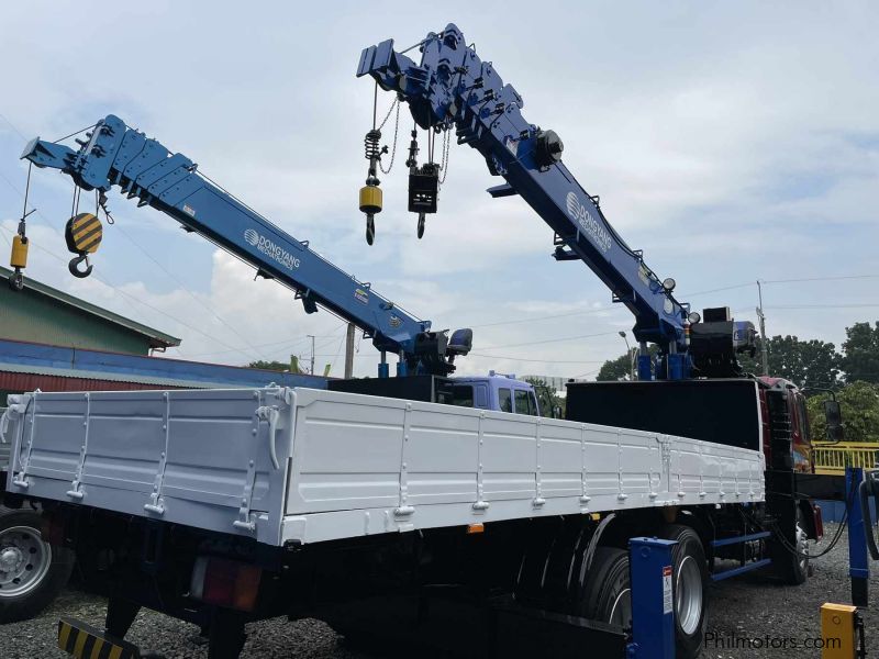 Hyundai BOOM TRUCK in Philippines