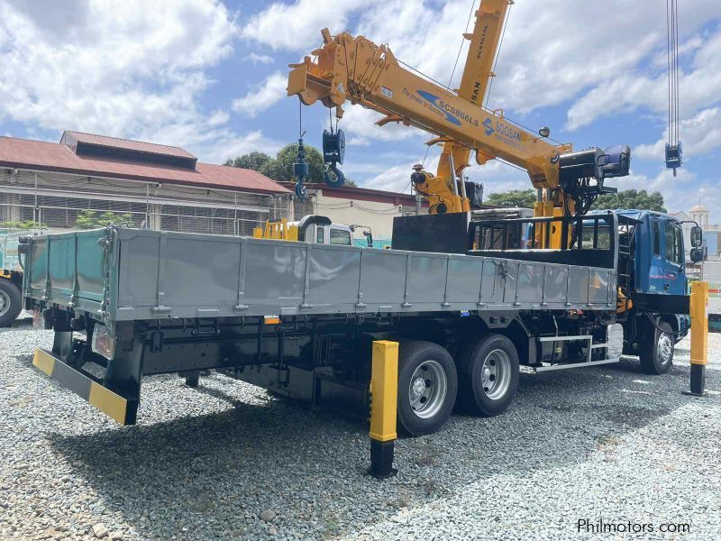 Hyundai BOOM TRUCK in Philippines