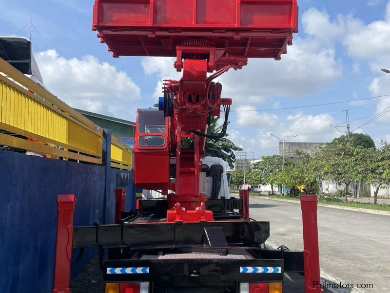 Hyundai MAN LIFT TRUCK in Philippines