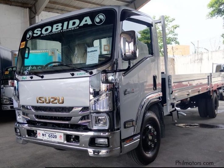 Used Isuzu N Series NQR Elf Dropside with centerpost