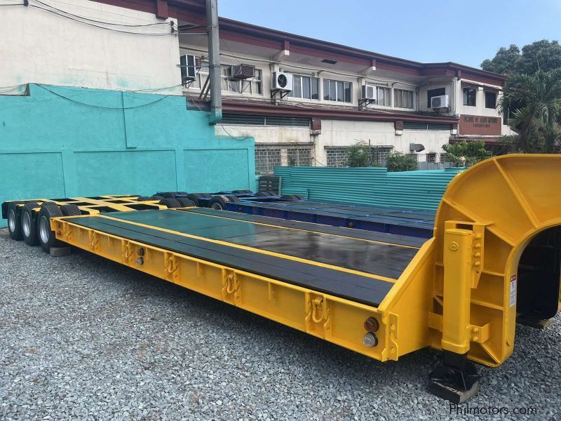 HYUNDAI LOW BED TRAILER in Philippines