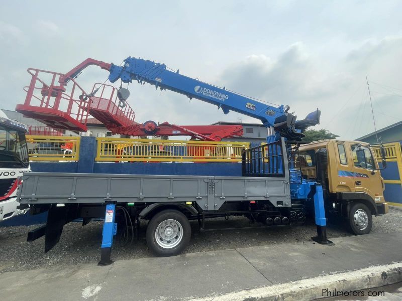 Hyundai BOOM TRUCK in Philippines