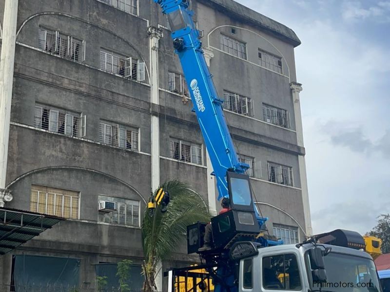 Hyundai BOOM TRUCK in Philippines