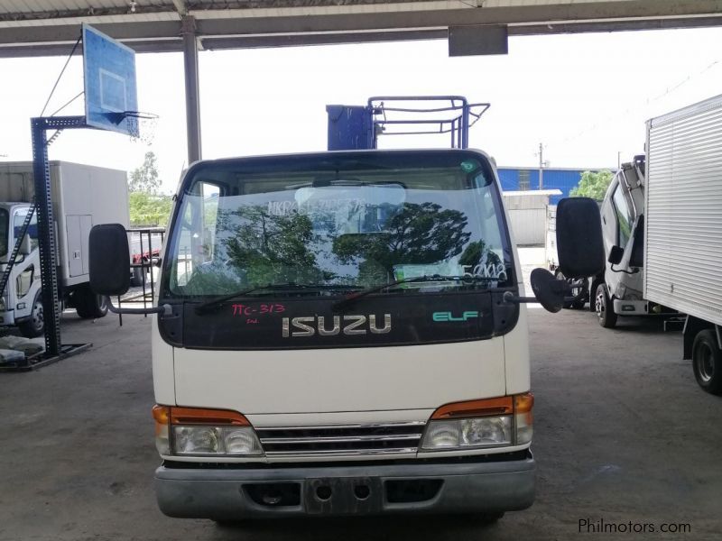 Isuzu ELF MANLIFT TRUCK in Philippines