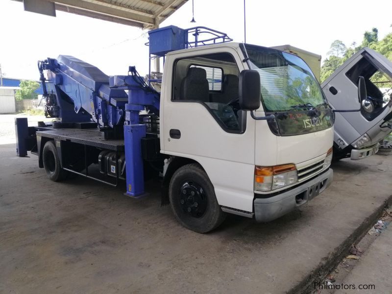 Isuzu ELF MANLIFT TRUCK in Philippines