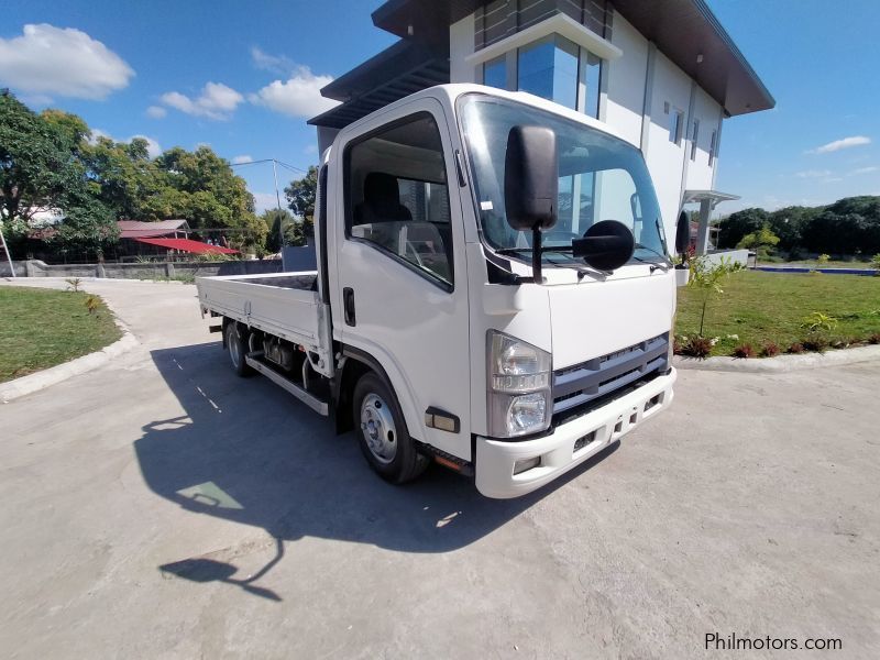 Isuzu ELF very late model in Philippines