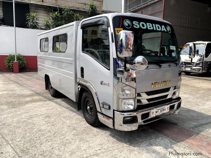 Isuzu elf surplus fb  multi utility vehicle muv in Philippines